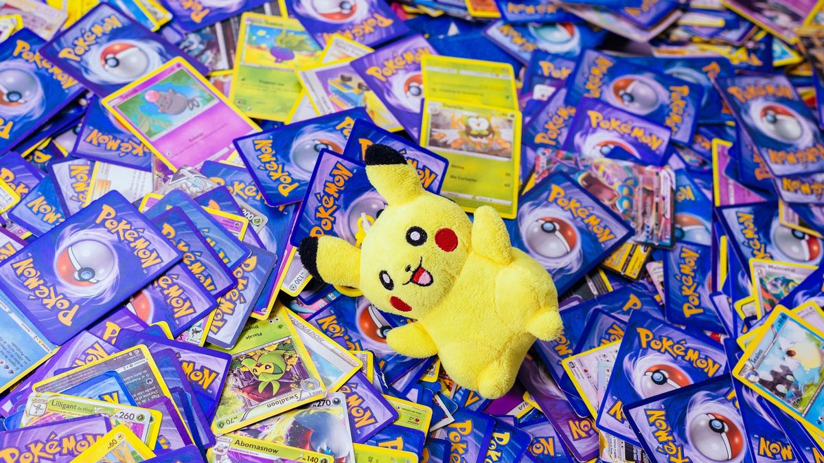 Pokémon karty už stojí i stovky milionů. Čím dál víc se kradou